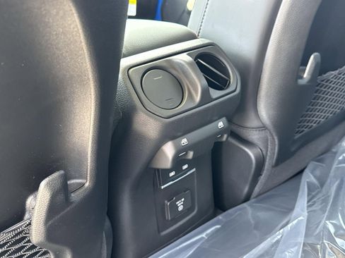 New 2025 Jeep Wrangler Rubicon w/ Steel Bumper Group image 30