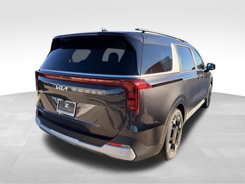 New 2026 Kia Carnival EX image 4