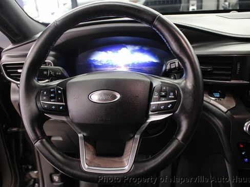 Used 2020 Ford Explorer Platinum w/ Premium Technology Package AWD/4WD image 14