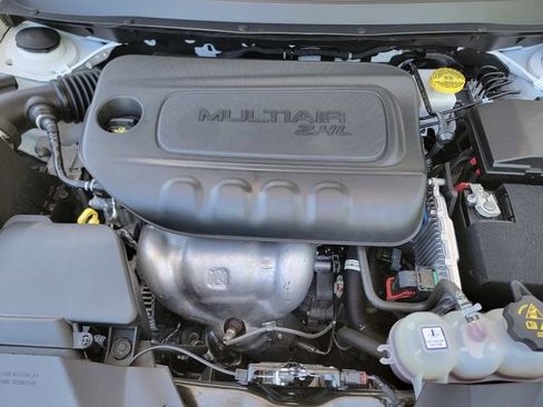 Certified 2023 Jeep Cherokee Altitude Lux w/ Lux Elite Package AWD/4WD image 40