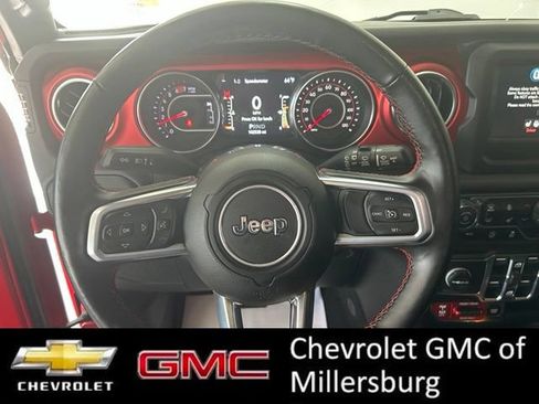 Used 2020 Jeep Wrangler Unlimited Rubicon w/ Cold Weather Group AWD/4WD image 15