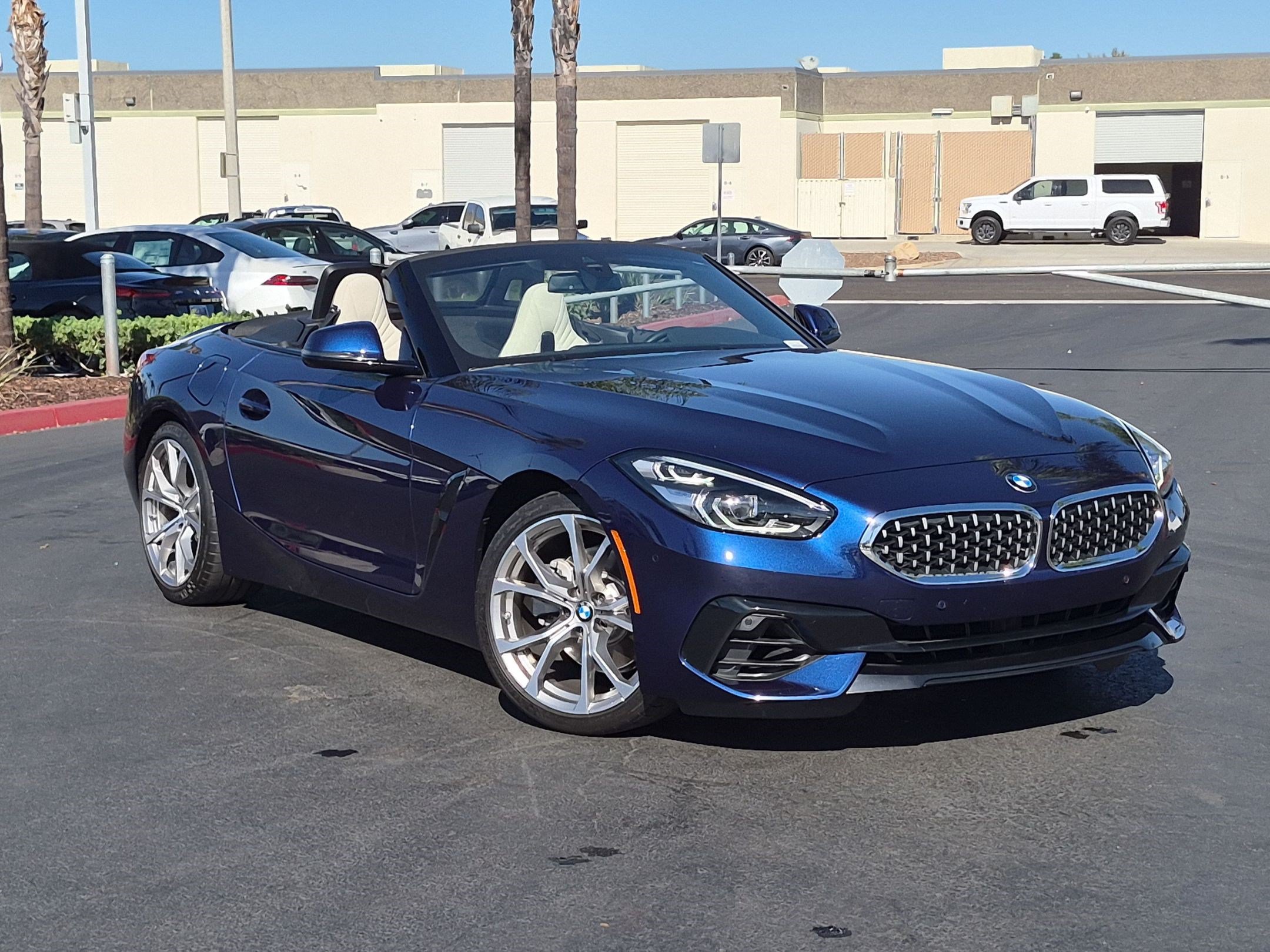 Used 2020 BMW Z4 sDrive30i w/ Convenience Package RWD image 2