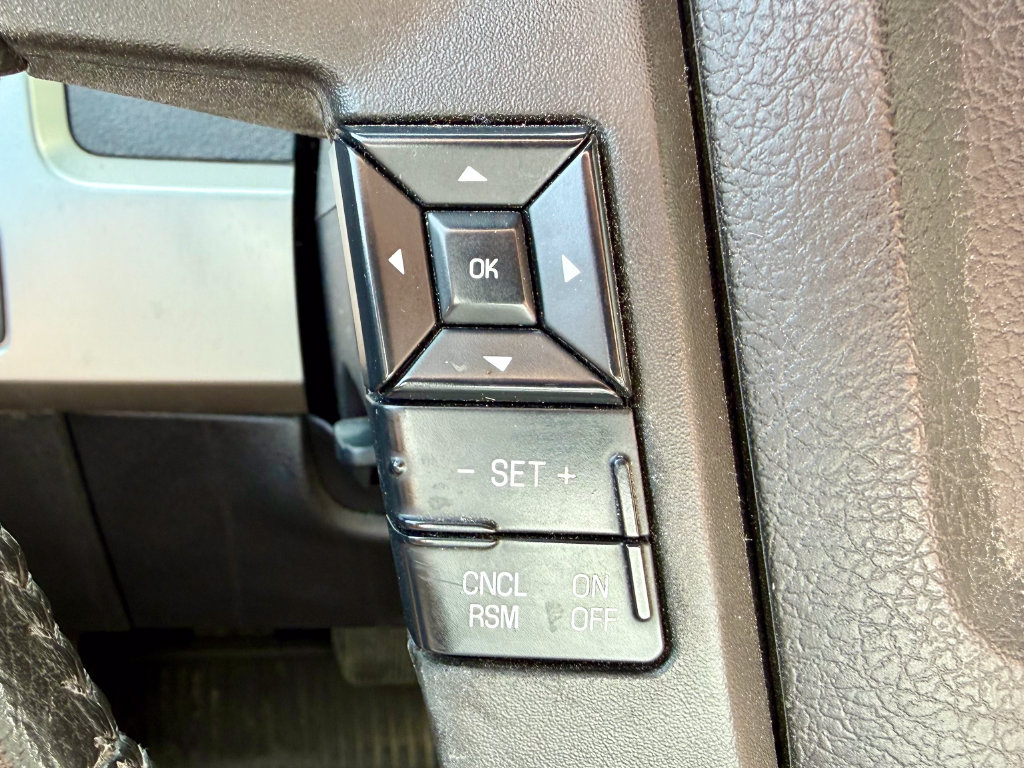 Used 2014 Ford F150 FX4 w/ Equipment Group 402A Luxury AWD/4WD image 19