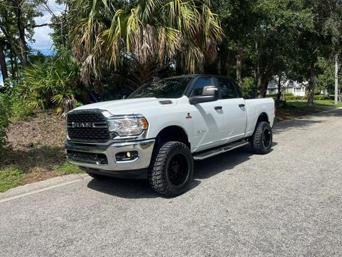 Used 2024 RAM 2500 Big Horn w/ Off Road Package AWD/4WD image 9