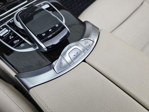 Used 2020 Mercedes-Benz C 300 4MATIC Cabriolet image 20