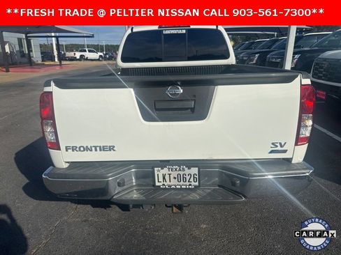 Certified 2017 Nissan Frontier SV image 6