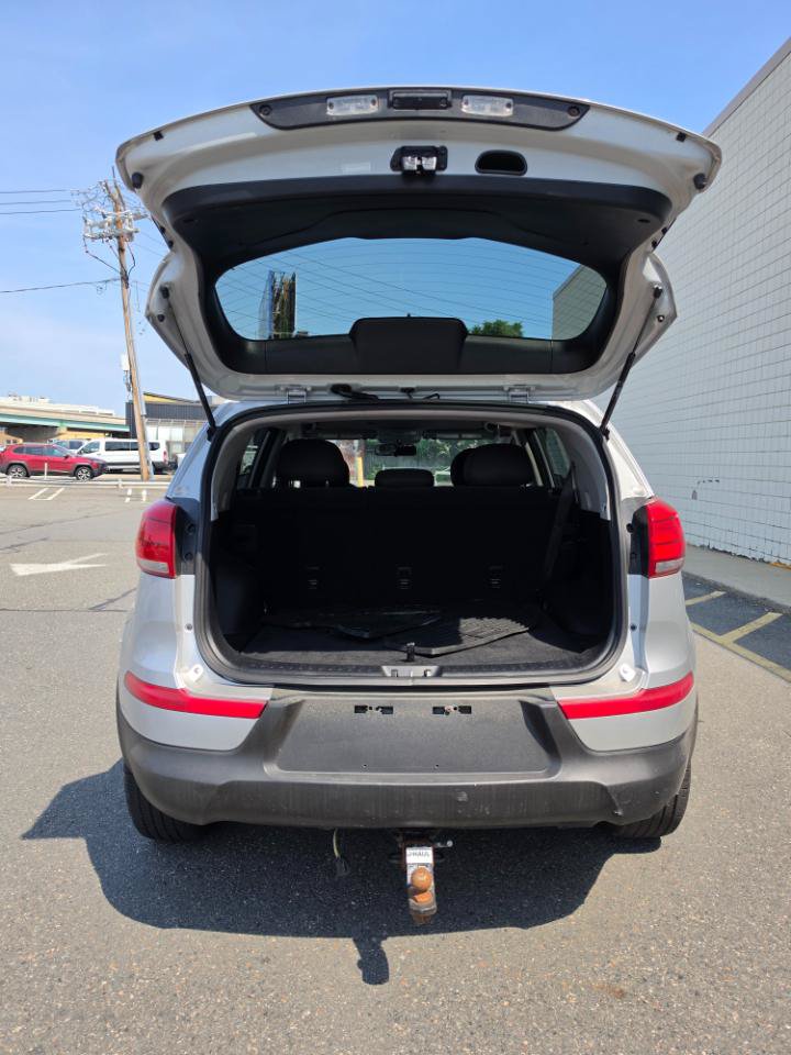 Used 2015 Kia Sportage LX AWD/4WD image 9