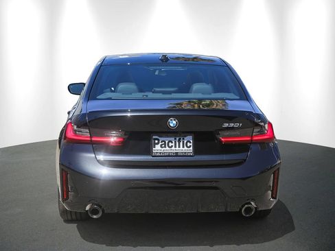 New 2026 BMW 330i Sedan w/ M Sport Package RWD image 5