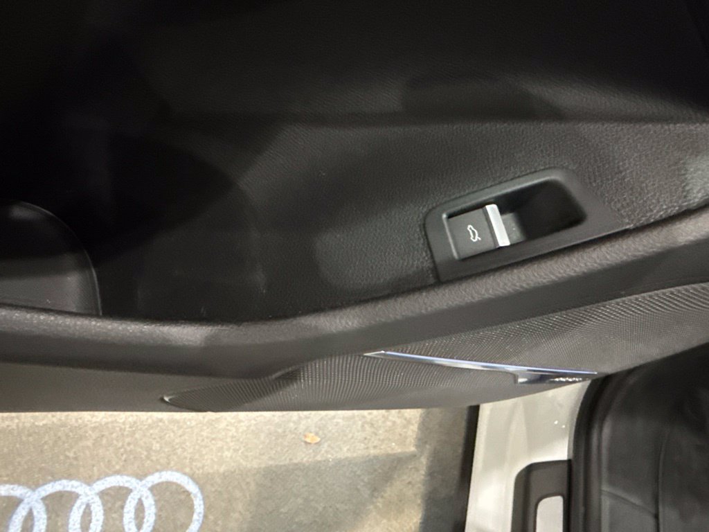 Used 2018 Audi Q7 3.0T Prestige AWD/4WD image 29