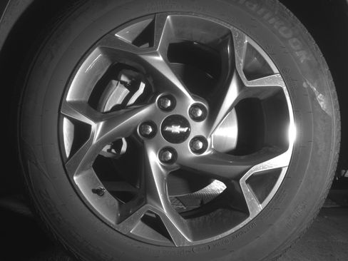 Used 2025 Chevrolet Trax LT w/ LT Convenience Package image 12