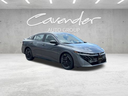 New 2026 Nissan Sentra SR image 2