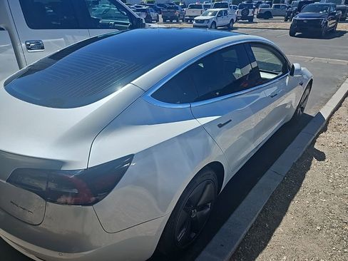 Used 2020 Tesla Model 3 Long Range image 3