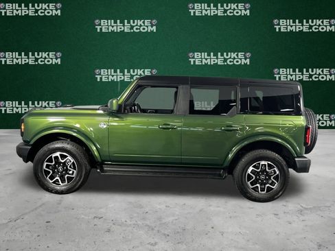 Used 2025 Ford Bronco Outer Banks image 9