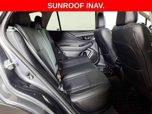 Used 2022 Subaru Outback Limited image 10
