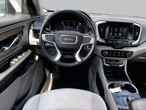 Used 2024 GMC Terrain SLE FWD image 6