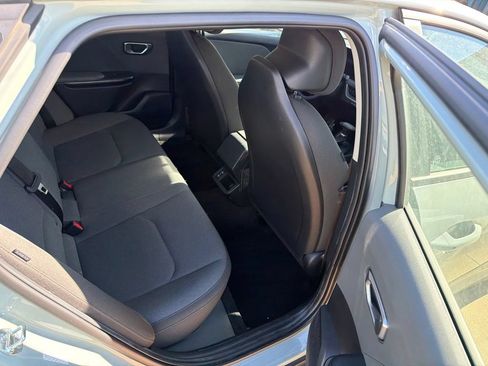 Used 2025 Kia K4 FWD image 21