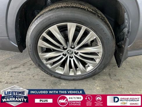 Used 2022 Toyota Highlander Limited AWD/4WD image 7