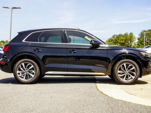 Used 2021 Audi Q5 2.0T Premium w/ Convenience Package AWD/4WD image 6