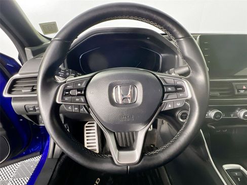 Used 2022 Honda Accord Sport image 11