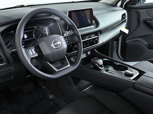 Certified 2025 Nissan Rogue S image 12