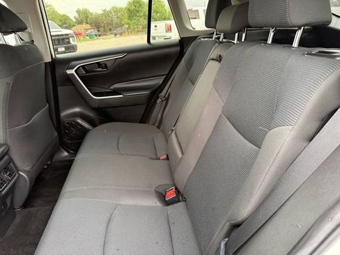Used 2022 Toyota RAV4 LE AWD/4WD image 27