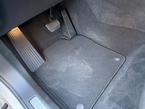 Certified 2023 Volvo XC60 B5 Plus w/ Protection Package image 17