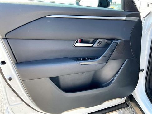 Used 2025 MAZDA CX-50 2.5 Hybrid w/ Weather Package image 9