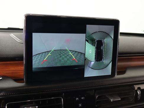 Used 2021 Lincoln Aviator Reserve w/ Equipment Group 202A AWD/4WD image 6