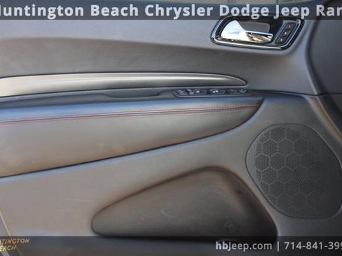 Used 2024 Dodge Durango GT image 10