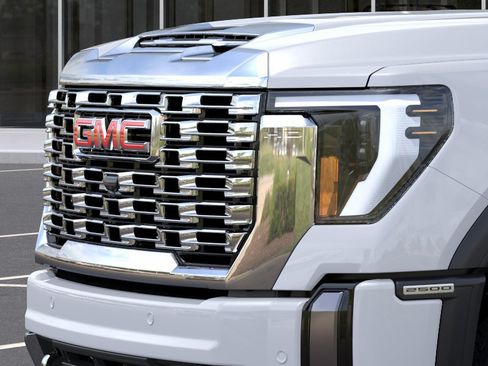 New 2026 GMC Sierra 2500 Denali AWD/4WD image 37