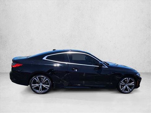Used 2024 BMW 430i Coupe w/ Convenience Package RWD image 4