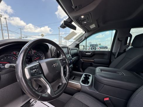 Used 2020 Chevrolet Silverado 1500 RST w/ Texas Edition AWD/4WD image 23