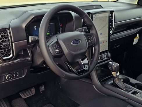 New 2026 Ford Ranger XLT w/ Equipment Group 301A High image 17
