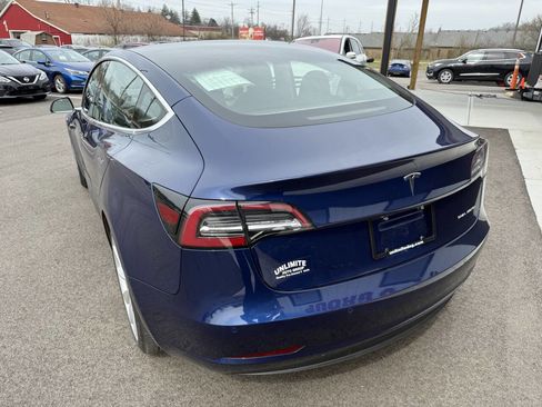 Used 2018 Tesla Model 3 Long Range image 13