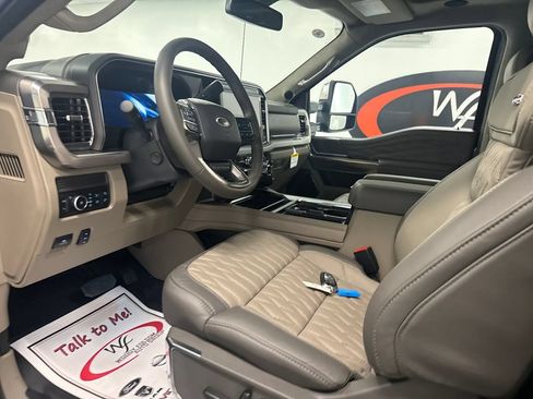 New 2026 Ford F250 Platinum w/ Platinum Plus Package AWD/4WD image 10