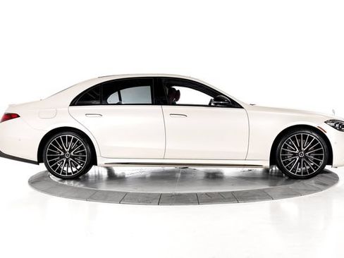 Used 2023 Mercedes-Benz S 580 4MATIC Sedan image 8