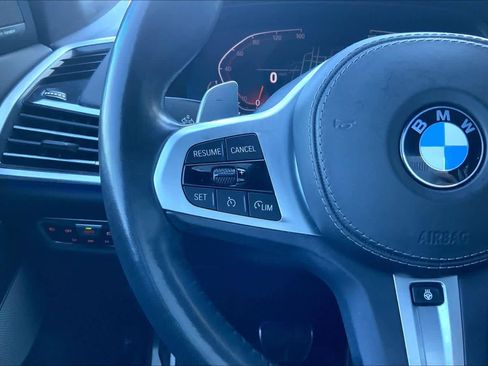 Used 2021 BMW X7 xDrive40i w/ M Sport Package image 16