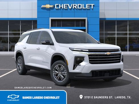 New 2026 Chevrolet Traverse LT w/ Driver Confidence Package image 7