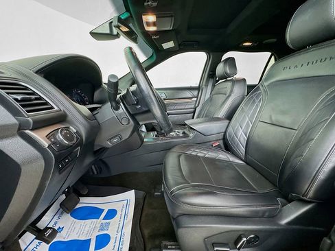 Used 2016 Ford Explorer Platinum AWD/4WD image 25