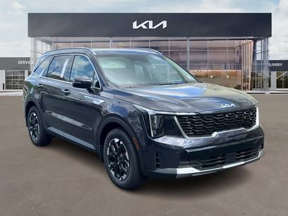 New 2025 Kia Sorento S w/ Panoramic Sunroof Package