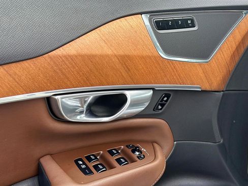 Certified 2024 Volvo XC90 T8 Plus w/ Protection Package Premier image 16