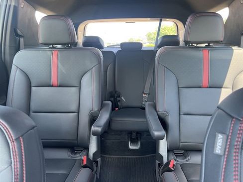 Certified 2024 Chevrolet Traverse RS w/ LPO, Floor Liner Package image 25