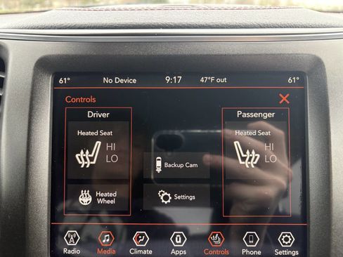Used 2019 Jeep Cherokee Trailhawk w/ Cold Weather Group AWD/4WD image 21