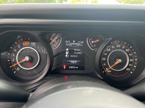 Used 2025 Jeep Wrangler Unlimited Sport AWD/4WD image 39