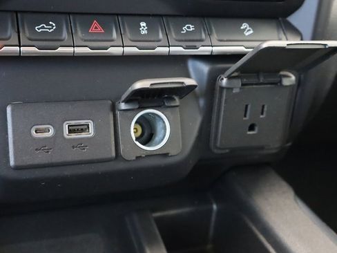 Used 2020 Chevrolet Silverado 2500 LTZ w/ Technology Package image 39