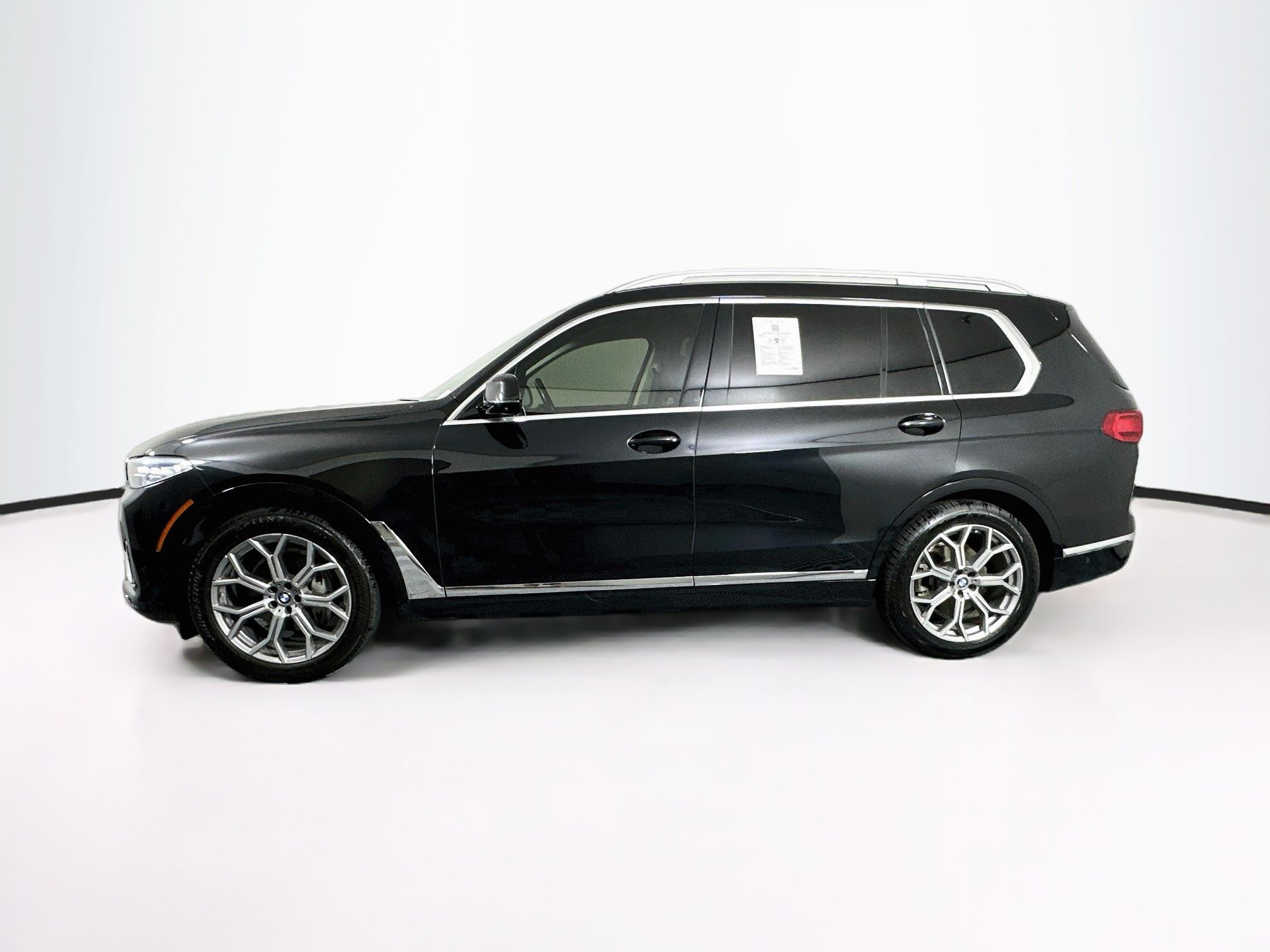 Used 2020 BMW X7 xDrive40i w/ Cold Weather Package AWD/4WD image 4