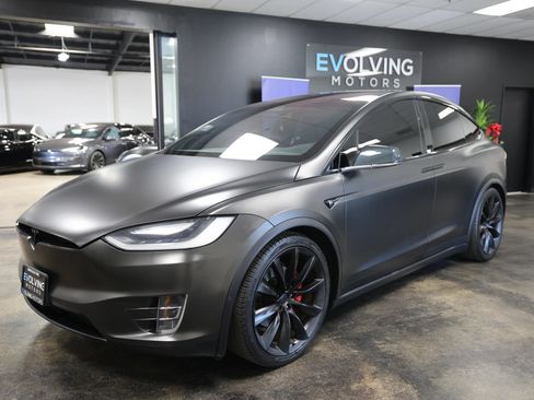 Used 2017 Tesla Model X P100D AWD/4WD image 4