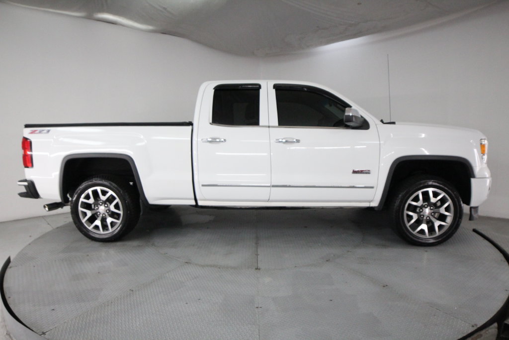 Used 2015 GMC Sierra 1500 SLT w/ All-Terrain Package AWD/4WD image 5