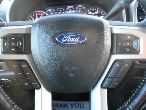 Used 2022 Ford F250 Lariat w/ Lariat Ultimate Package image 11