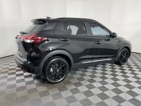 Used 2024 Nissan Kicks SR image 6